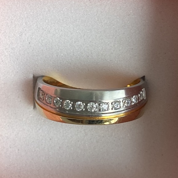 2 tone Women’s Stainless Steel Ring - Picture 1 of 7